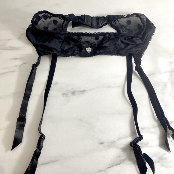 🖤 La SENZA polkadot garter belt 🖤 - Picture 2 of 3